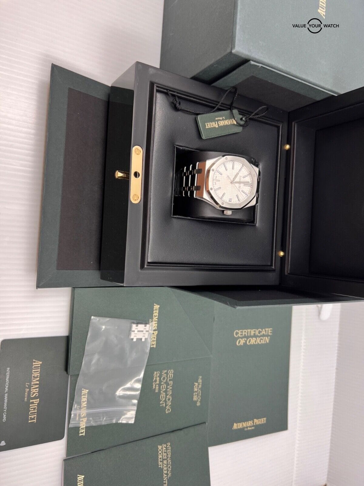 Unpolished 50th Anniversary White Silver Dial Audemars Piguet Royal Oak 41MM - Image 4