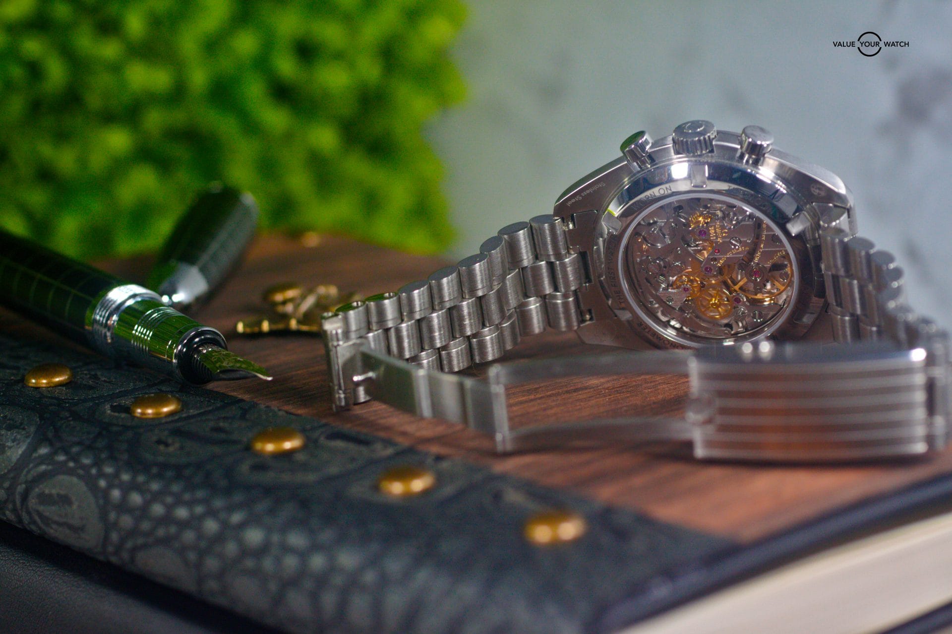 Omega Speedmaster Sapphire Sandwhich 310.30.42.50.01.002 - Image 4