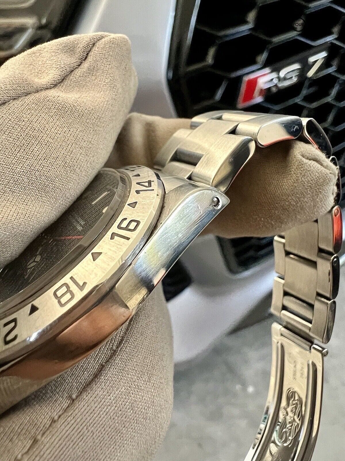 Rolex Explorer 16570 Black Dial Oyster Bracelet with Silver Bezel - Image 5