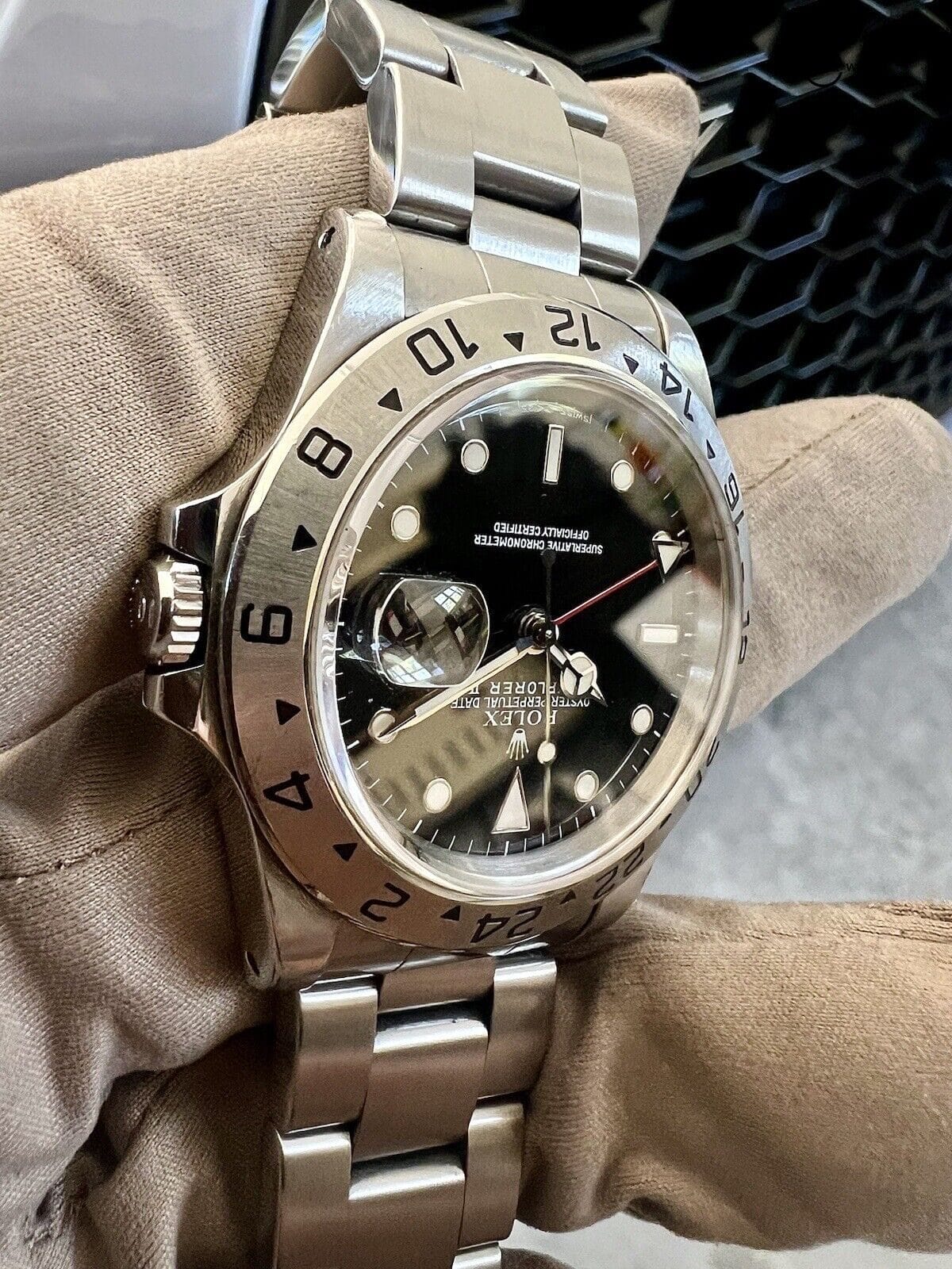 Rolex Explorer 16570 Black Dial Oyster Bracelet with Silver Bezel - Image 6