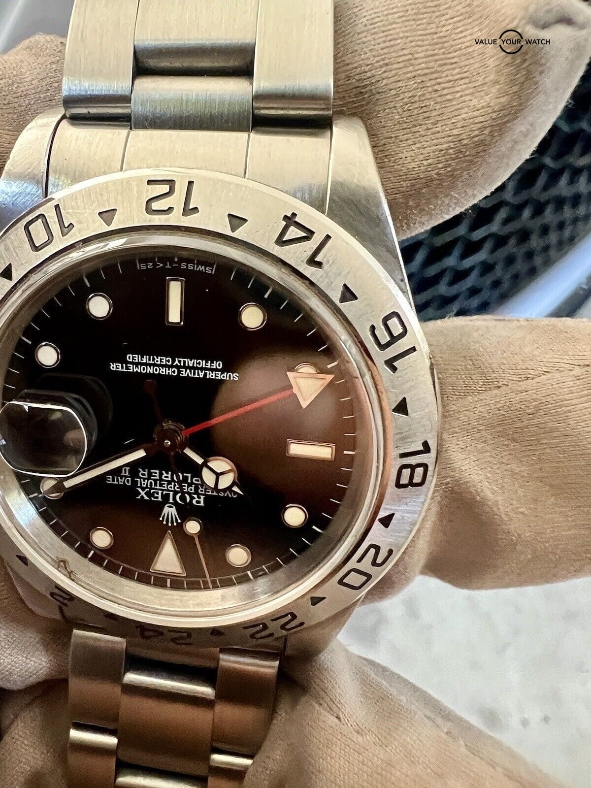 Rolex Explorer 16570 Black Dial Oyster Bracelet with Silver Bezel - Image 7