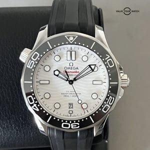 OMEGA Seamaster 300M Co-Axial White Dial/Black Bezel Rubber 210.32.42.20.04.001