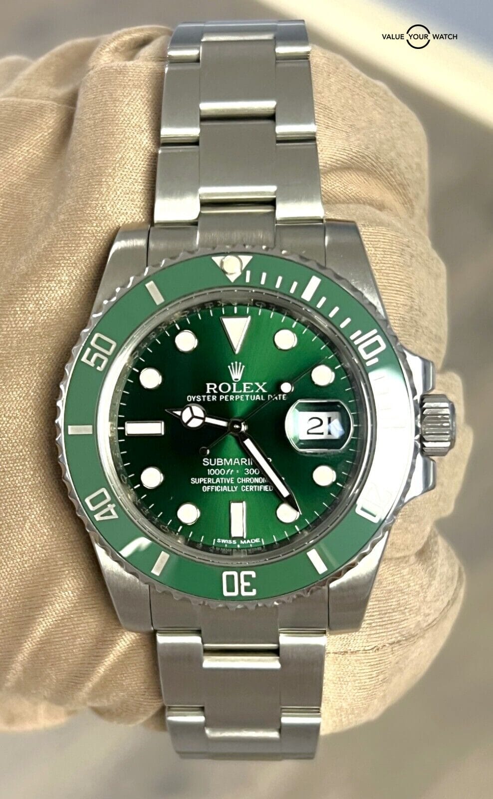 Rolex Submariner “Hulk” 116610LV Stainless Steel 40mm BOXES/PAPERS! - Image 4