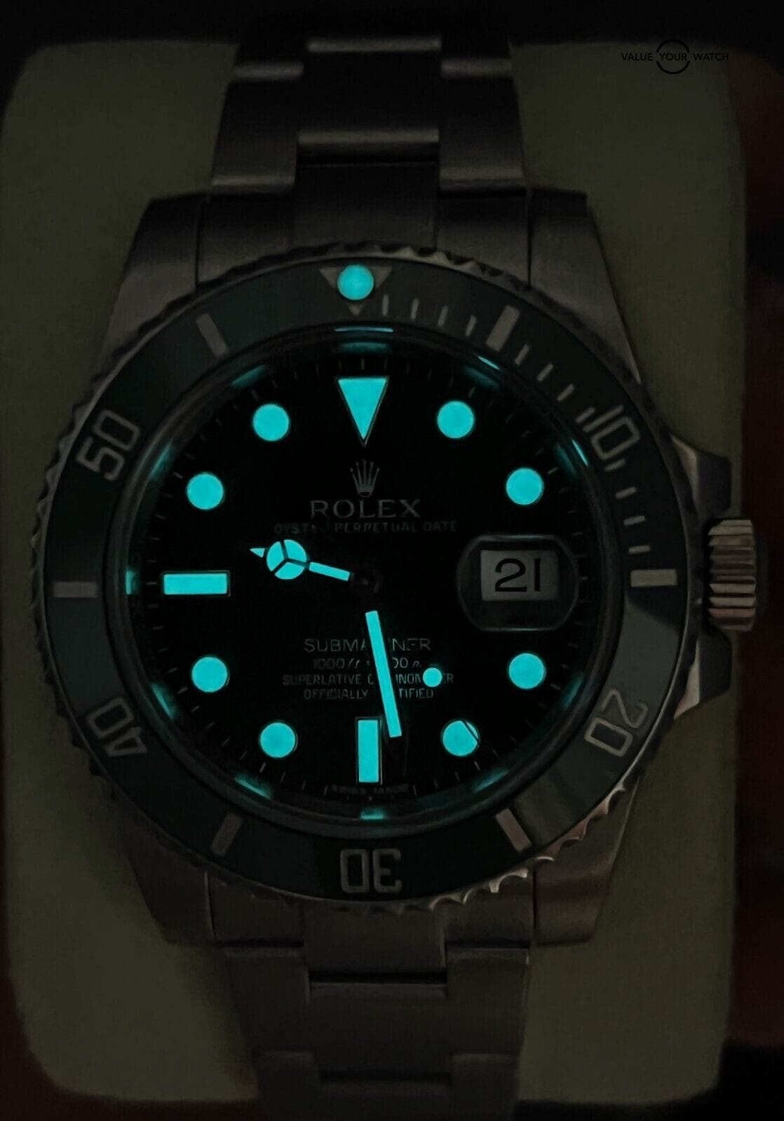 Rolex Submariner “Hulk” 116610LV Stainless Steel 40mm BOXES/PAPERS! - Image 8