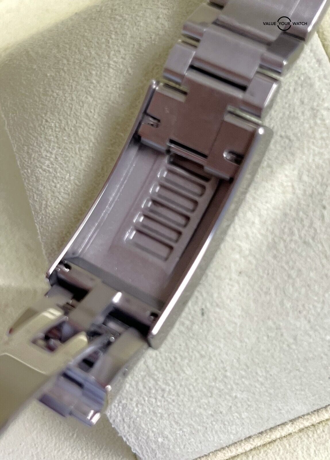 Rolex Submariner “Hulk” 116610LV Stainless Steel 40mm BOXES/PAPERS! - Image 9