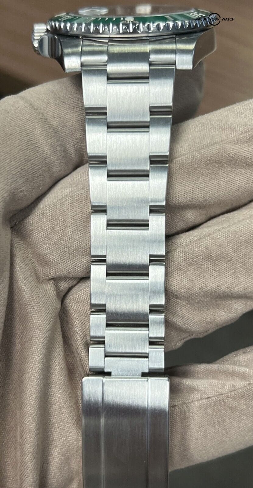 Rolex Submariner “Hulk” 116610LV Stainless Steel 40mm BOXES/PAPERS! - Image 14