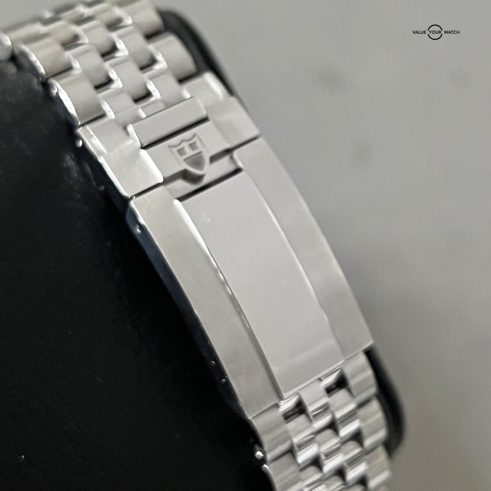 Tudor Black Bay Red Jubilee M7941A1A0RU-0003 | Value Your Watch