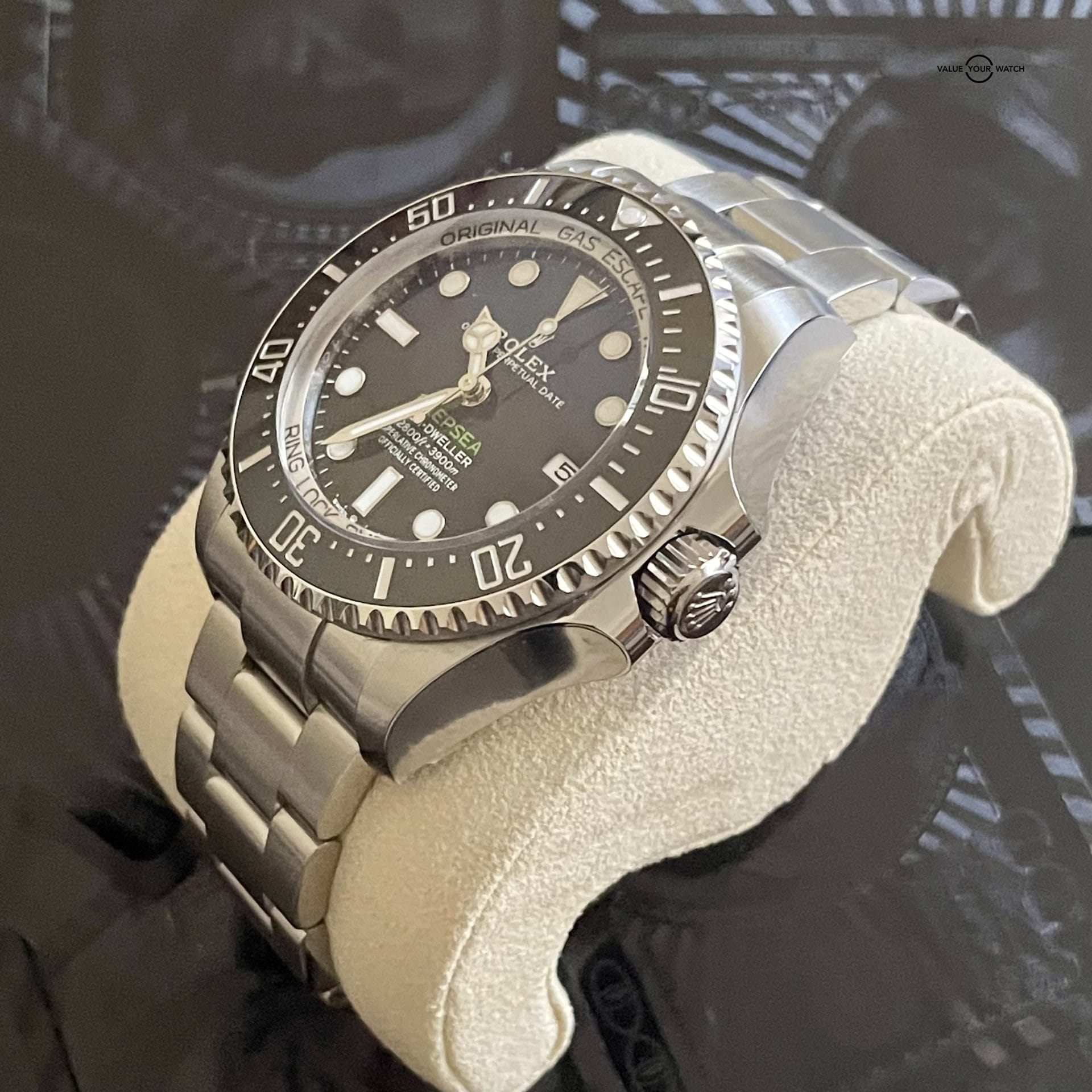 Rolex Sea-Dweller Deepsea James Cameron 136660 New Complete set box papers 2023 - Image 6