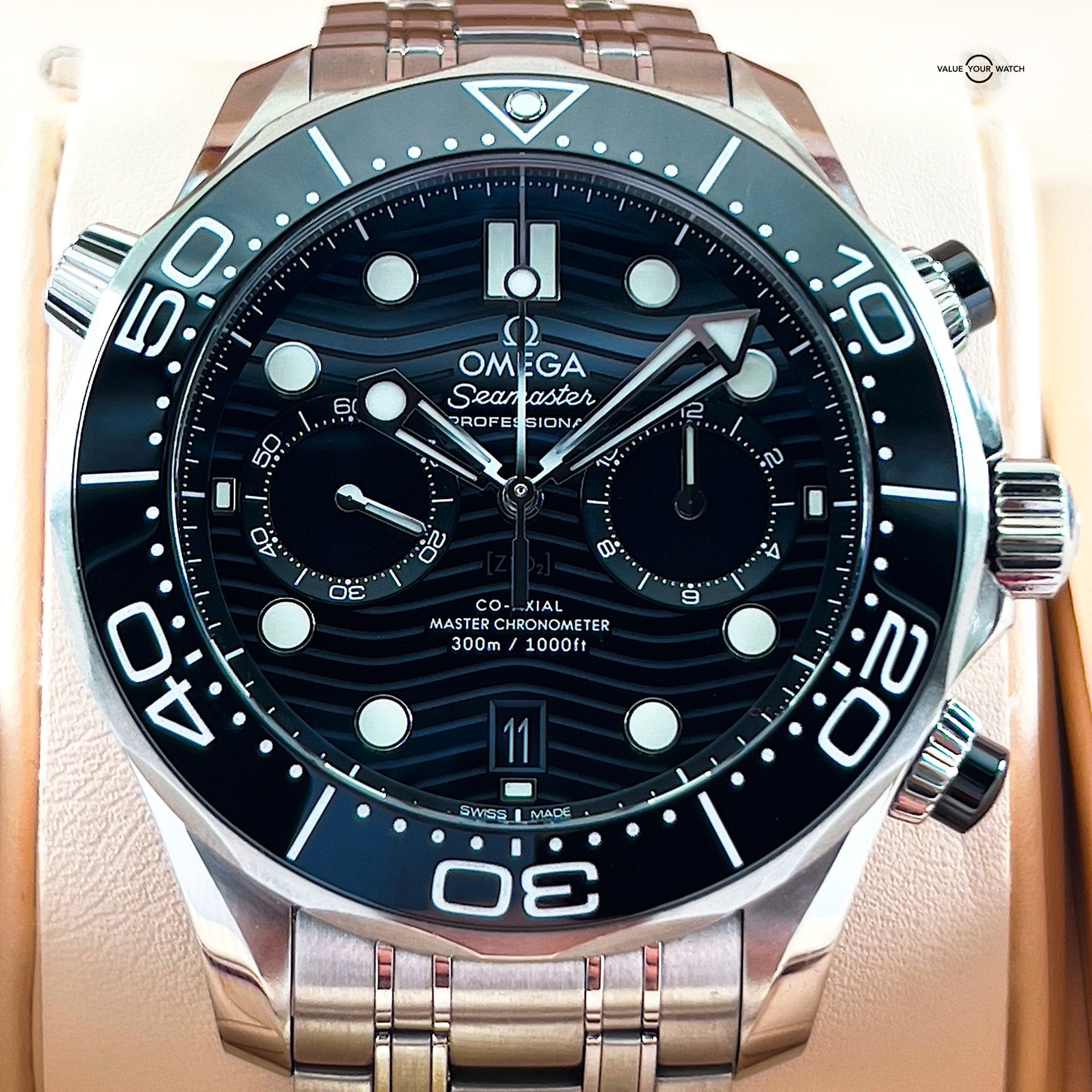 Omega Seamaster Professional 300 Chronograph 44mm / 210.30.44.51.01.001 / 2022 B&P - Image 4