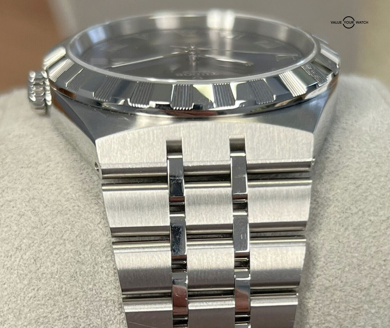 Tudor Royal 41mm Blue Dial Stainless Steel M28600 BOXES/PAPERS! - Image 7