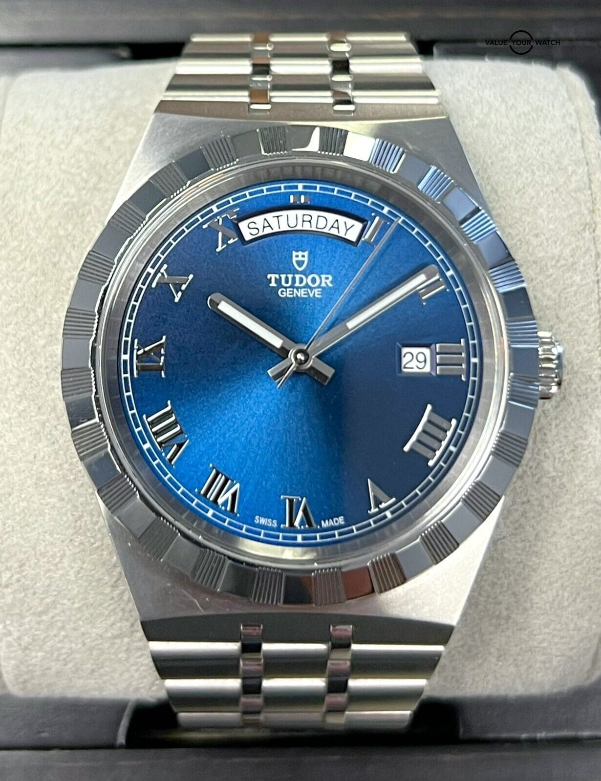 Tudor Royal 41mm Blue Dial Stainless Steel M28600 BOXES/PAPERS! - Image 11