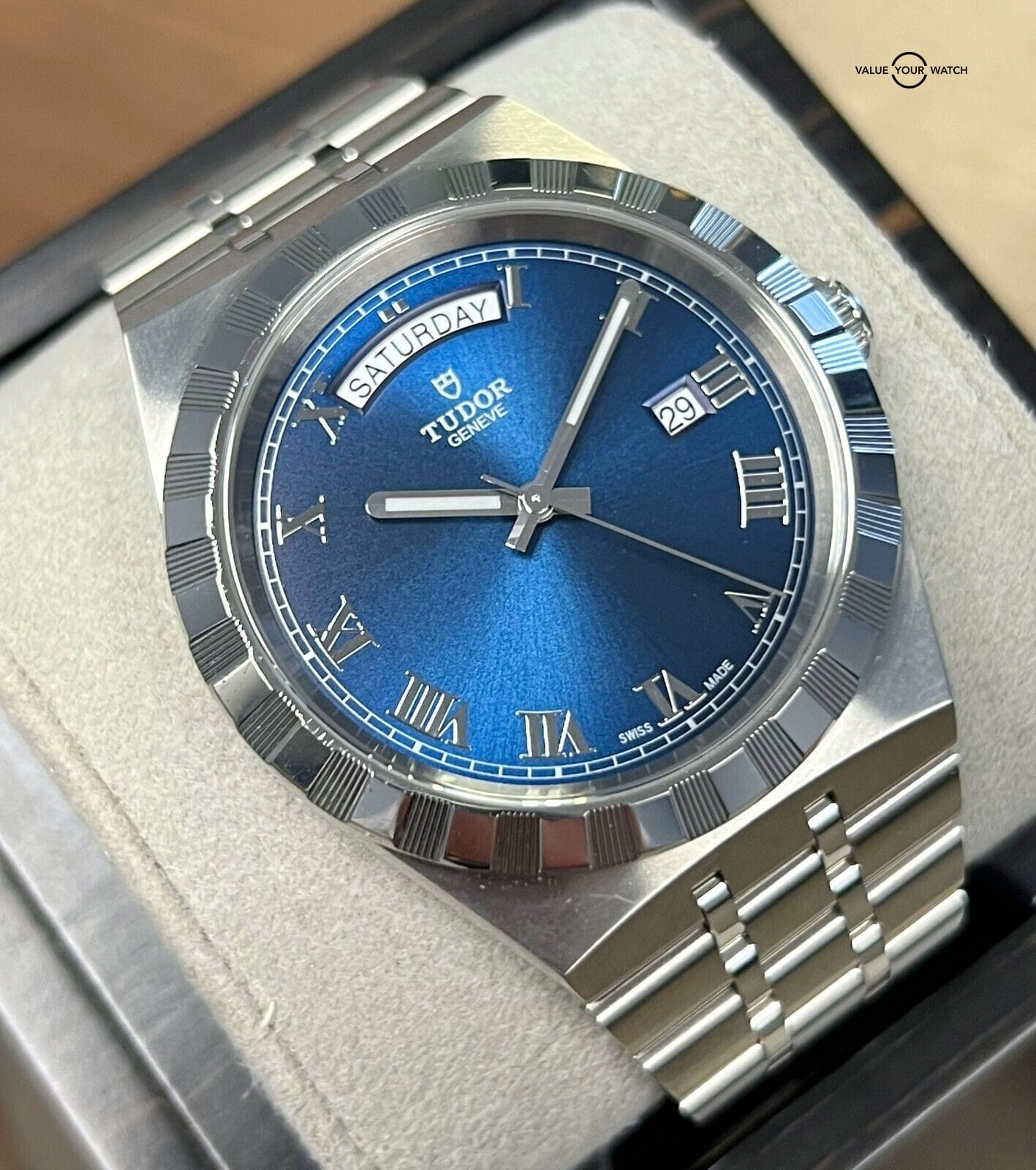 Tudor Royal 41mm Blue Dial Stainless Steel M28600 BOXES/PAPERS! - Image 12