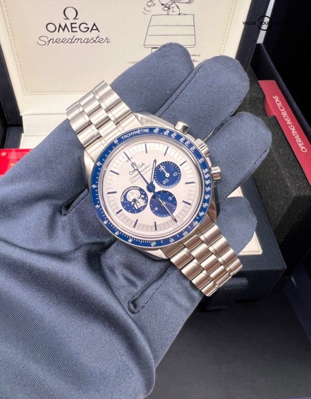 2022 w/ Bracelet Omega Speedmaster Silver Snoopy Award Silver Dial Complete Set