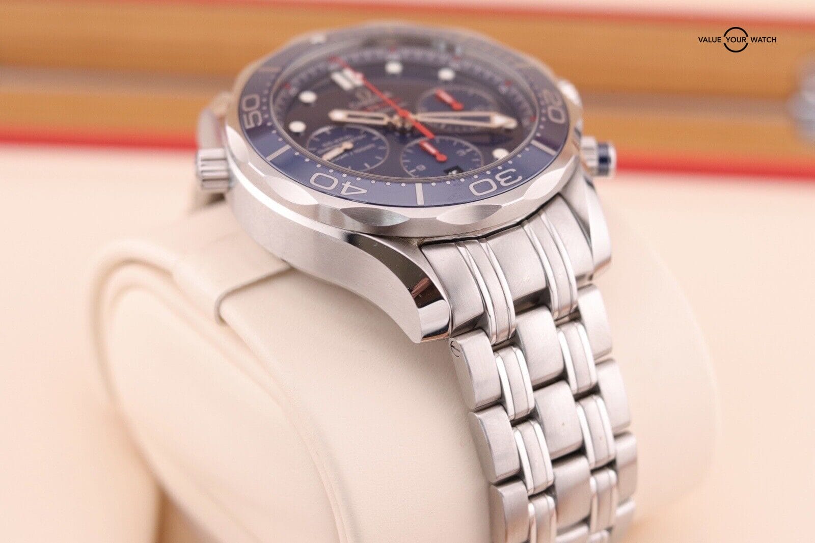 OMEGA Diver 300M Co-Axial Chronograph Blue Men's Watch - 212.30.44.50.03.001 - Image 9