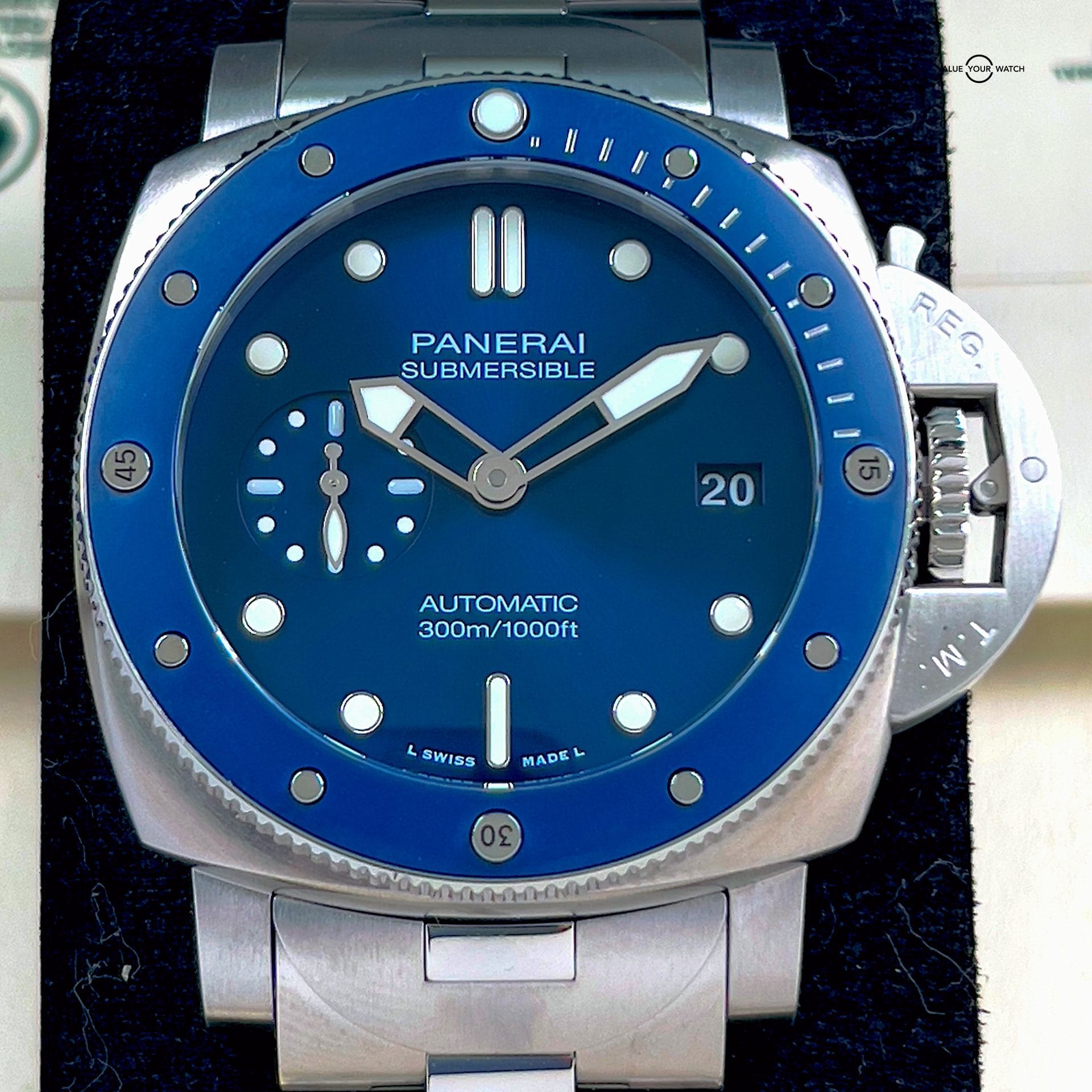 Panerai Submersible 1068 Blu Notte 42mm / PAM01068 / 2022 Full Set B&P - Image 4