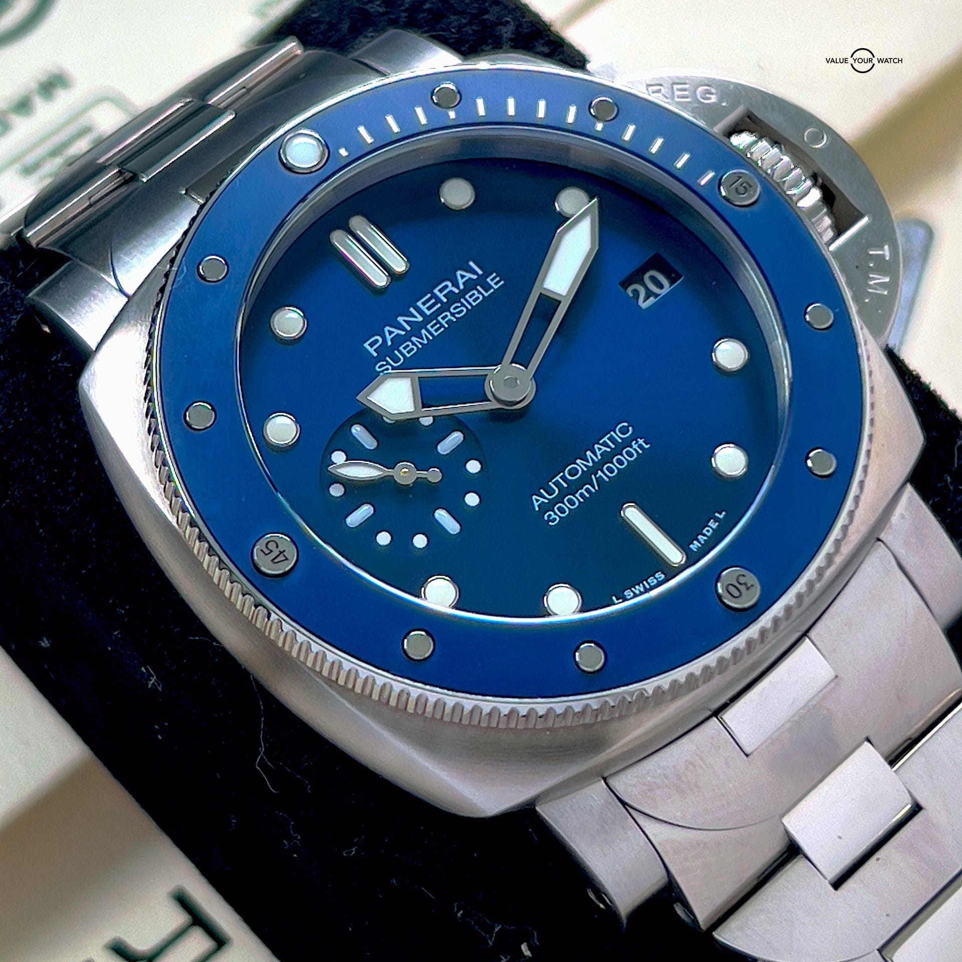 Panerai Submersible 1068 Blu Notte 42mm / PAM01068 / 2022 Full Set B&P - Image 5