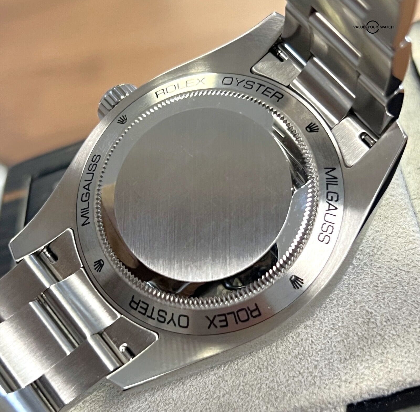 Rolex Milgauss 116400GV Black Dial Green Crystal 40mm Stainless Steel BOXES/CARD - Image 8