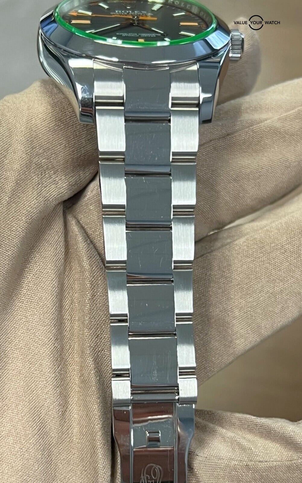 Rolex Milgauss 116400GV Black Dial Green Crystal 40mm Stainless Steel BOXES/CARD - Image 10