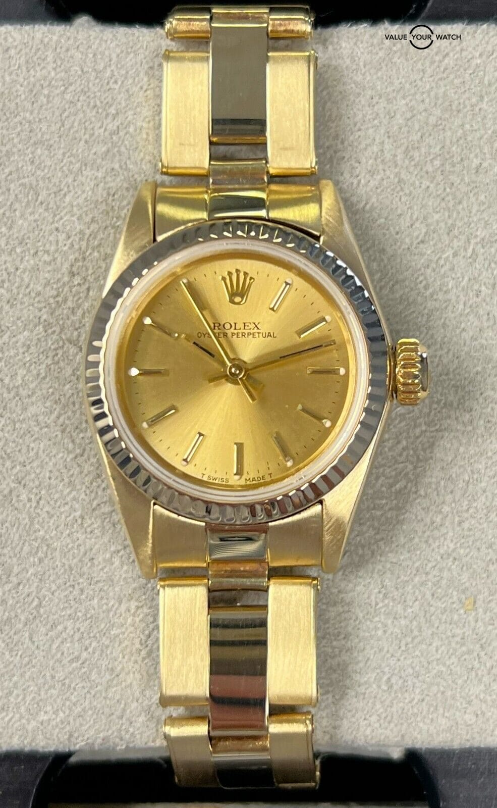 Rolex Ladies Oyster Perpetual 24mm 14K Yellow Gold 67197! - Image 3