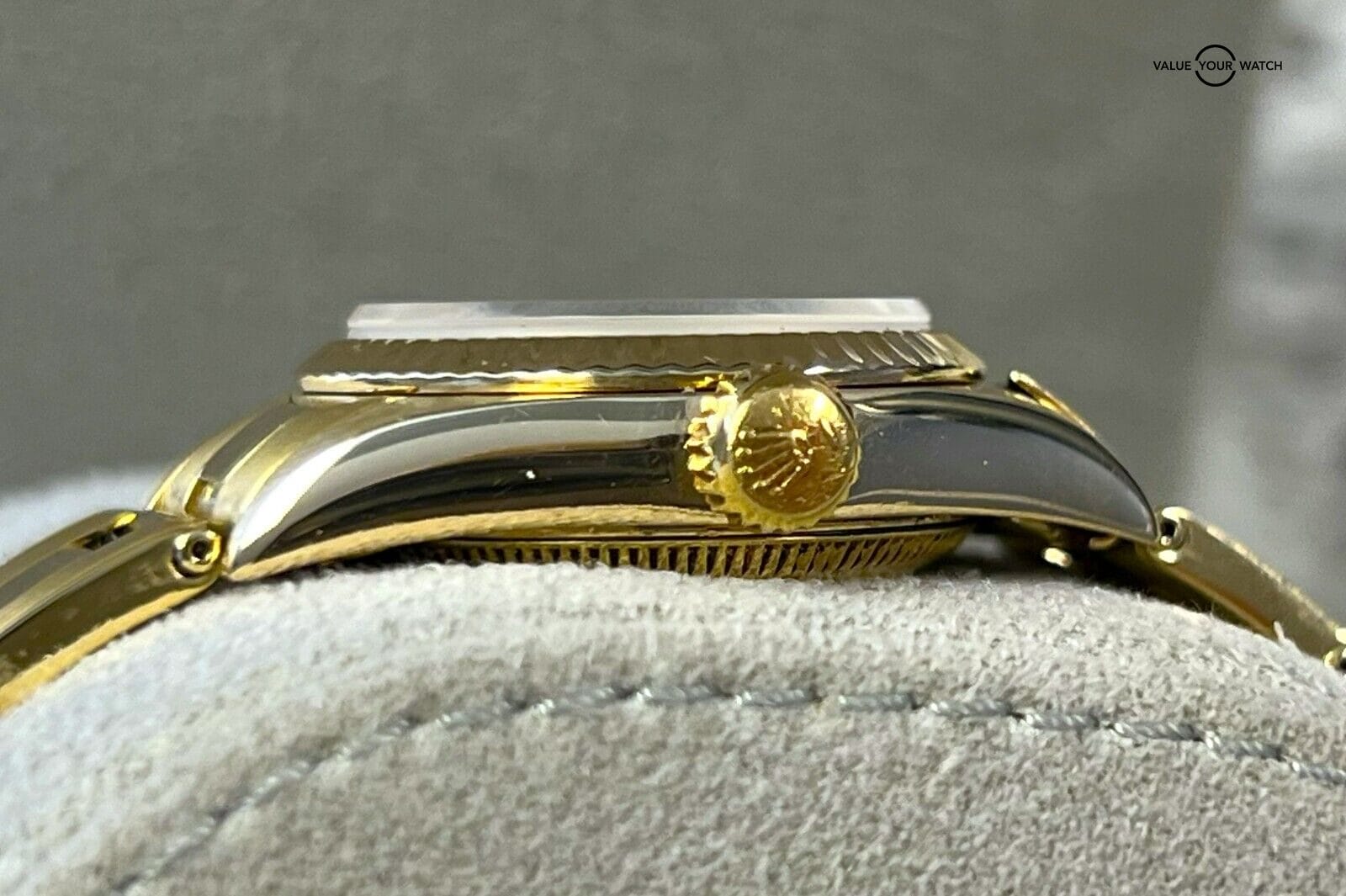 Rolex Ladies Oyster Perpetual 24mm 14K Yellow Gold 67197! - Image 8