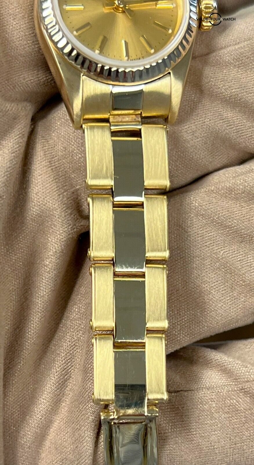 Rolex Ladies Oyster Perpetual 24mm 14K Yellow Gold 67197! - Image 14
