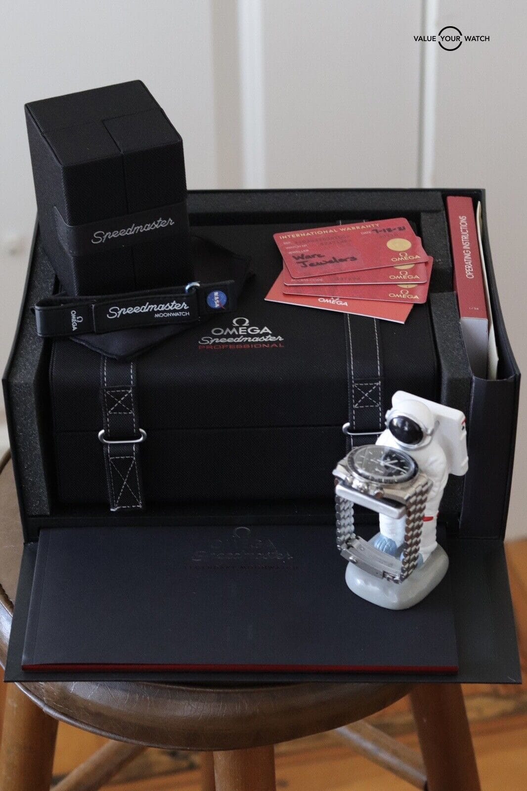 OMEGA Speedmaster Professional SAPPHIRE Men's Black Watch - 310.30.42.50.01.002 - Image 11