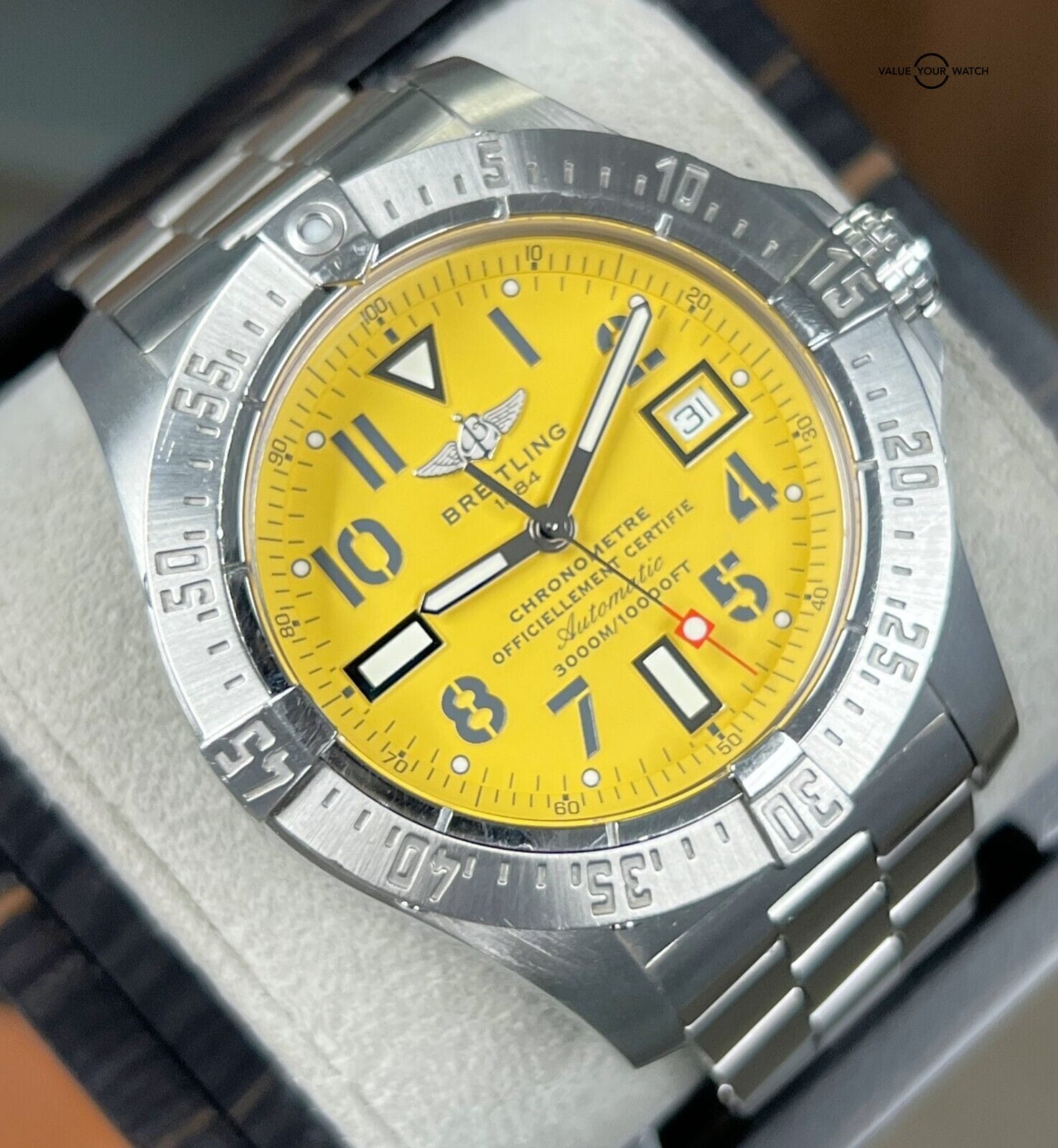 Breitling Avenger Seawolf A17330 Yellow Dial 3000M BOXES/PAPERS! - Image 12