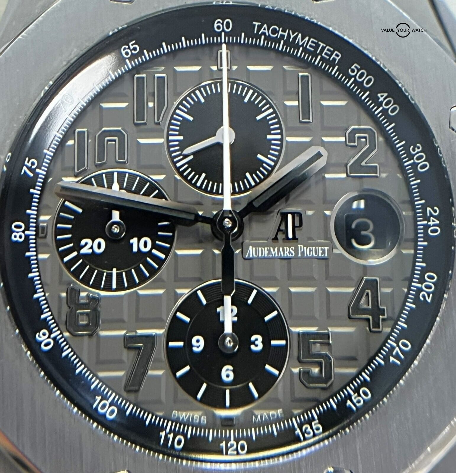 Audemars Piguet Royal Oak Offshore 42mm “Elephant” 26470ST BOXES/PAPERS! - Image 13