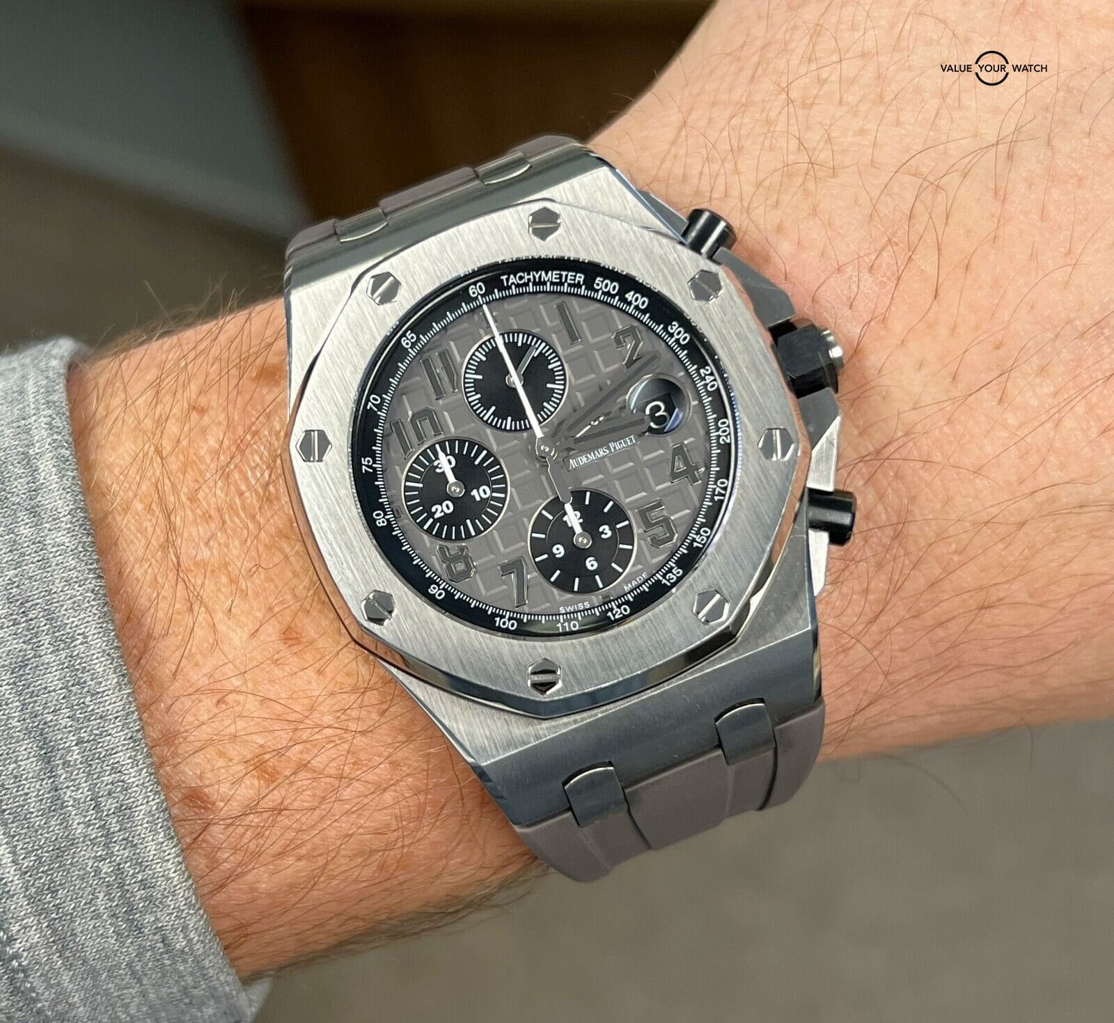 Audemars Piguet Royal Oak Offshore 42mm “Elephant” 26470ST BOXES/PAPERS! - Image 14