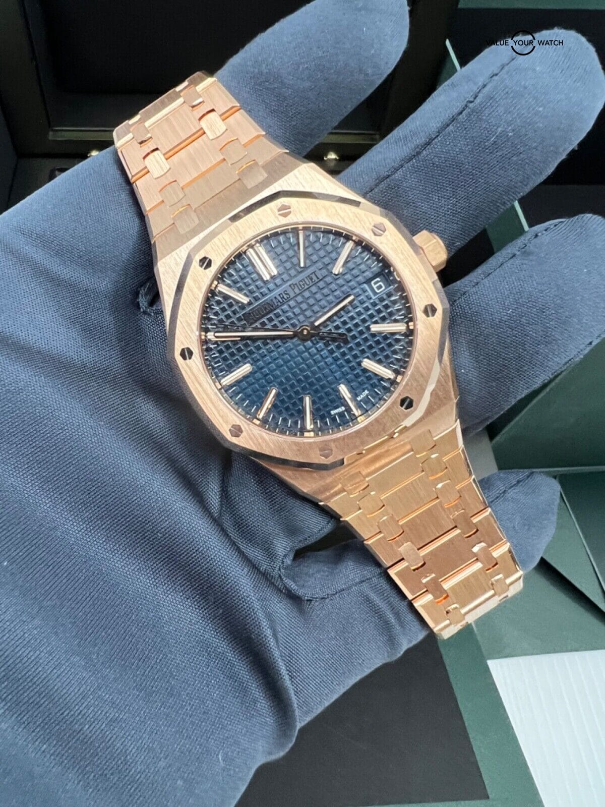 2023 MINT Audemars Piguet Royal Oak Rose Gold Blue Dial 15510OR