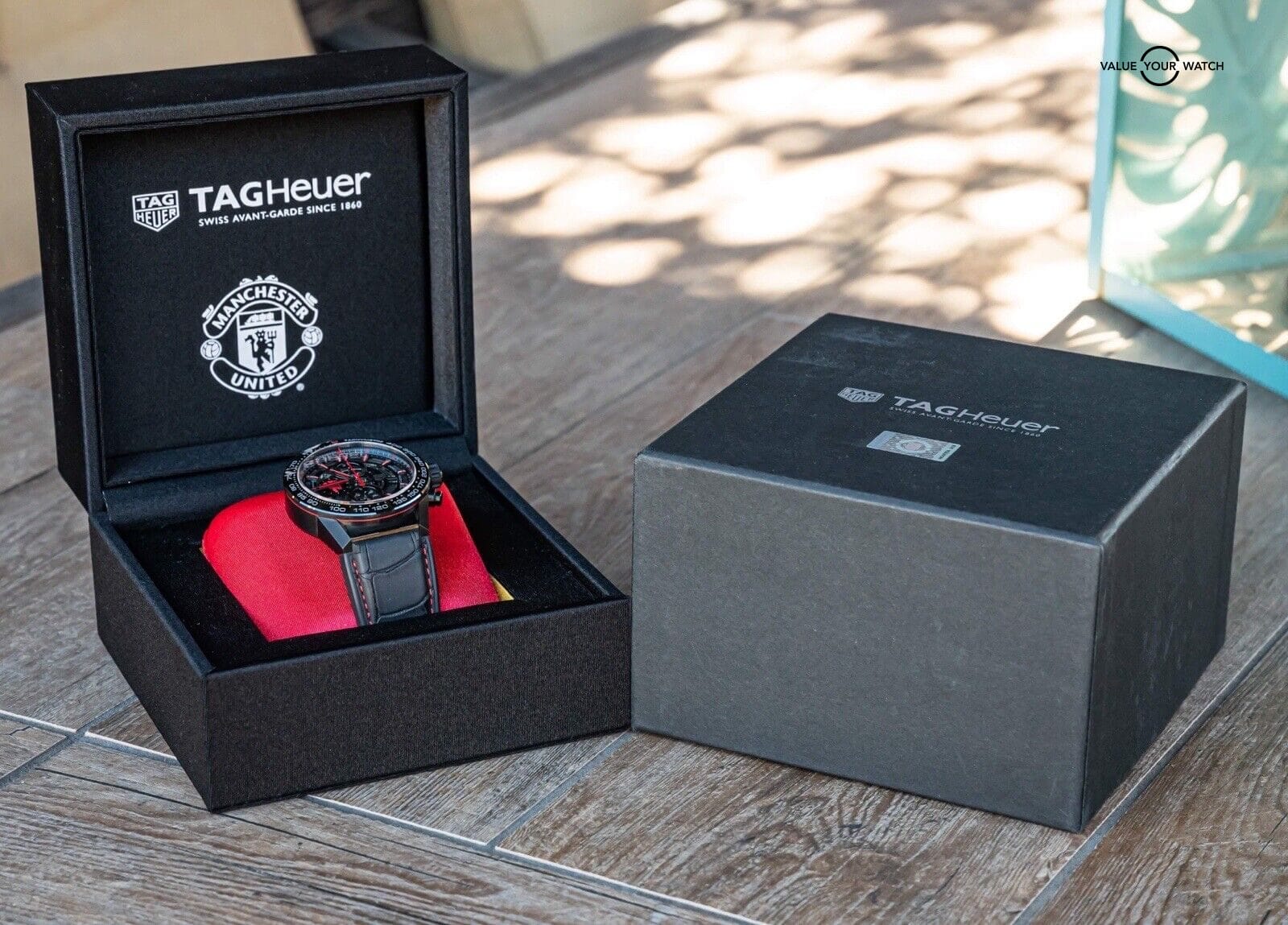 【メール便送料無料対応可】 Heuer Tag Carrera 45 Devil Red United Manchester 01 Calibre その他