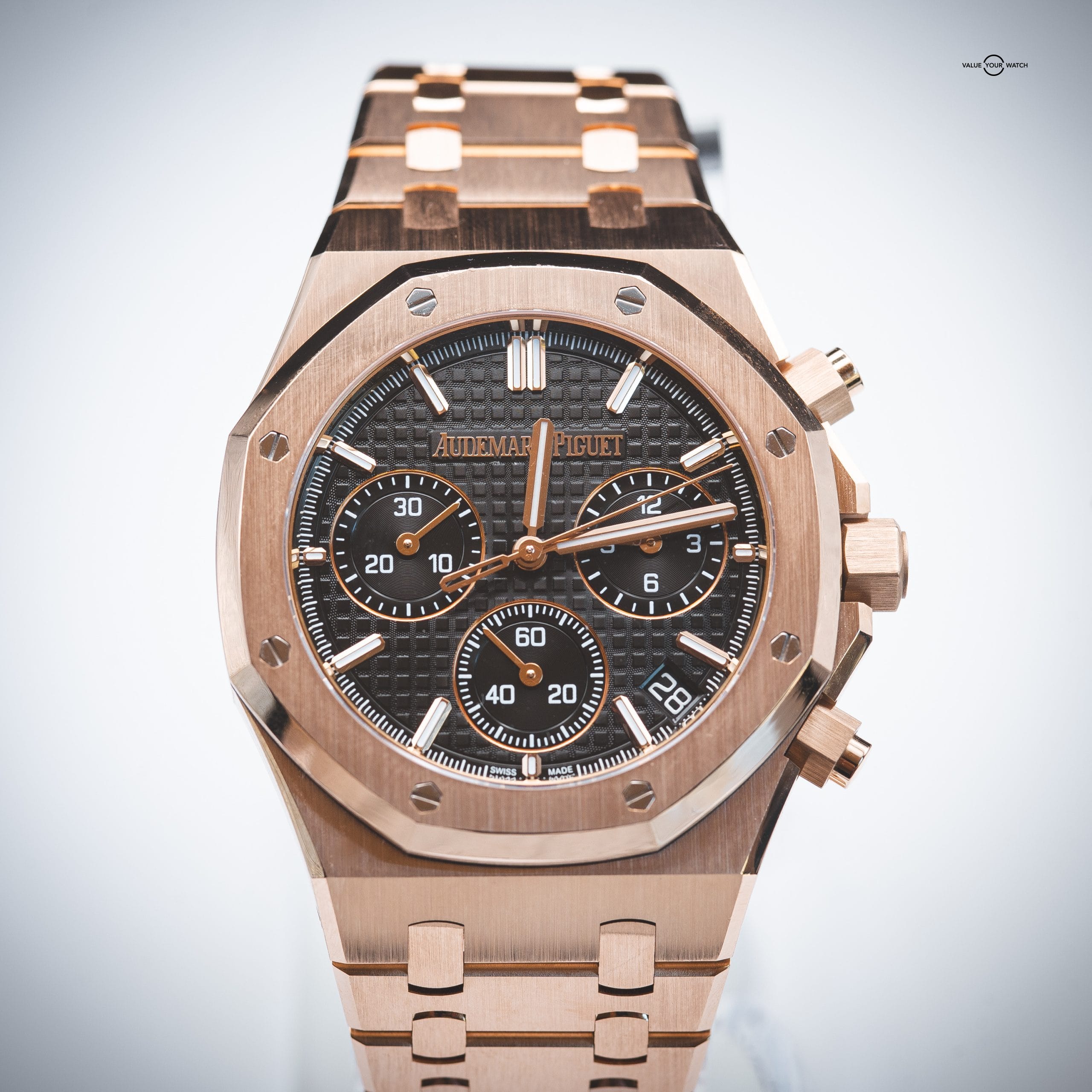 Audemars Piguet Royal Oak Chronograph 50th Anniversary 41mm Rose/Pink Gold Black Dial Selfwinding (26240OR.OO.1320OR.02) - Image 3