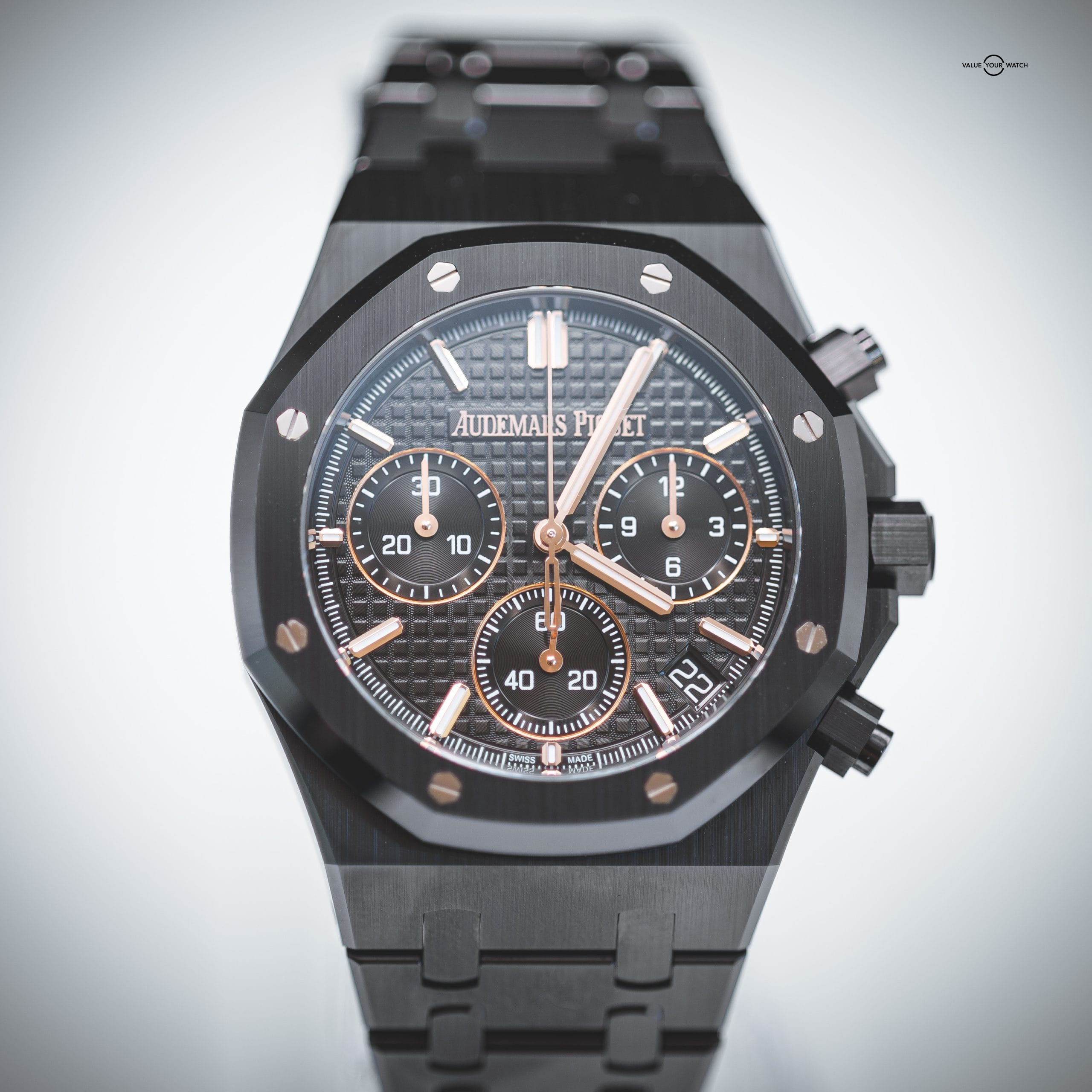 2023 Audemars Piguet Royal Oak Chronograph Black Ceramic (41mm, 26240CE.OO.1225CE.02) - Image 4