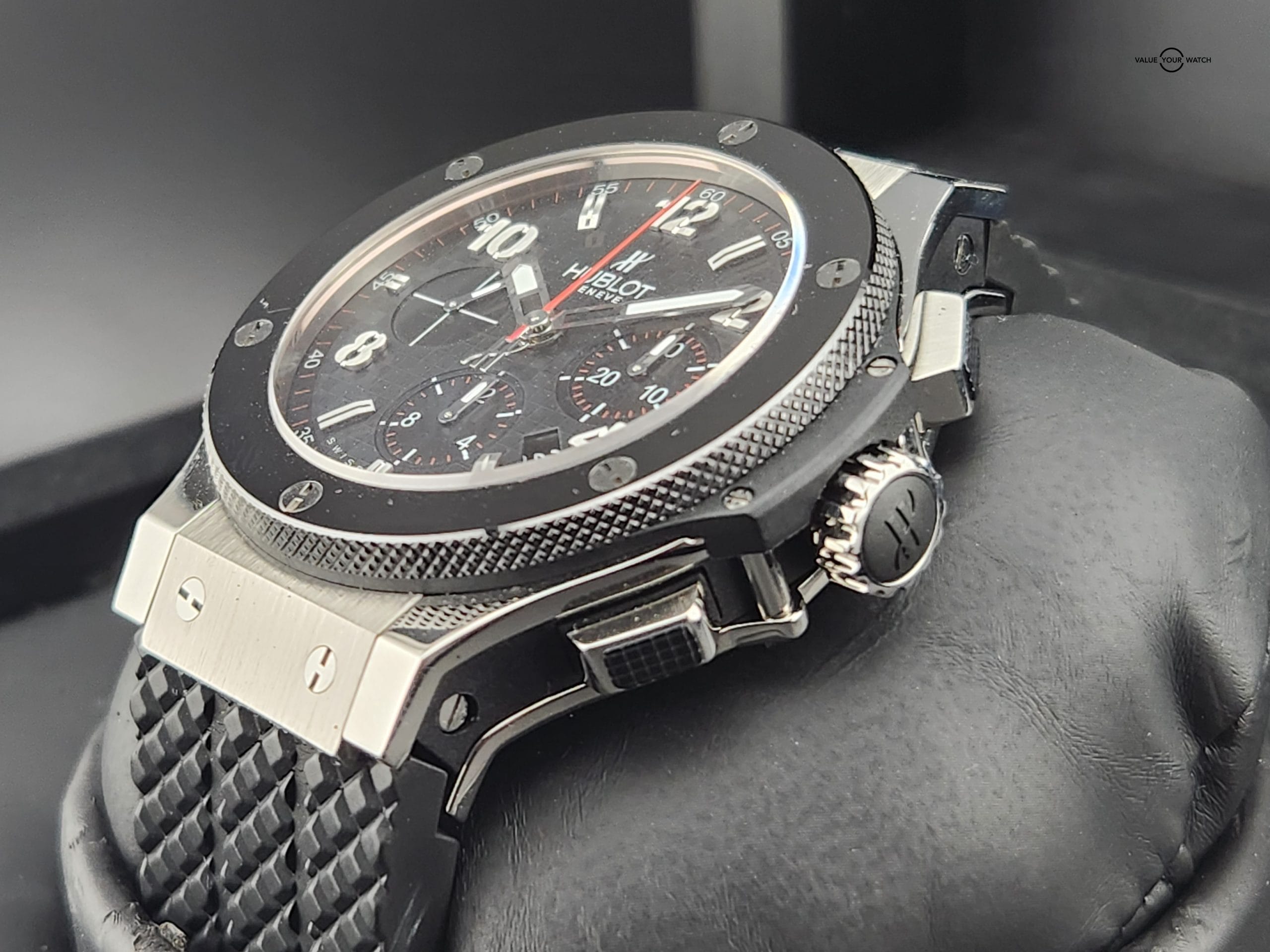 Hublot Big Bang 44mm Steel Ceramic Black Carbon Fiber Dial - Image 10