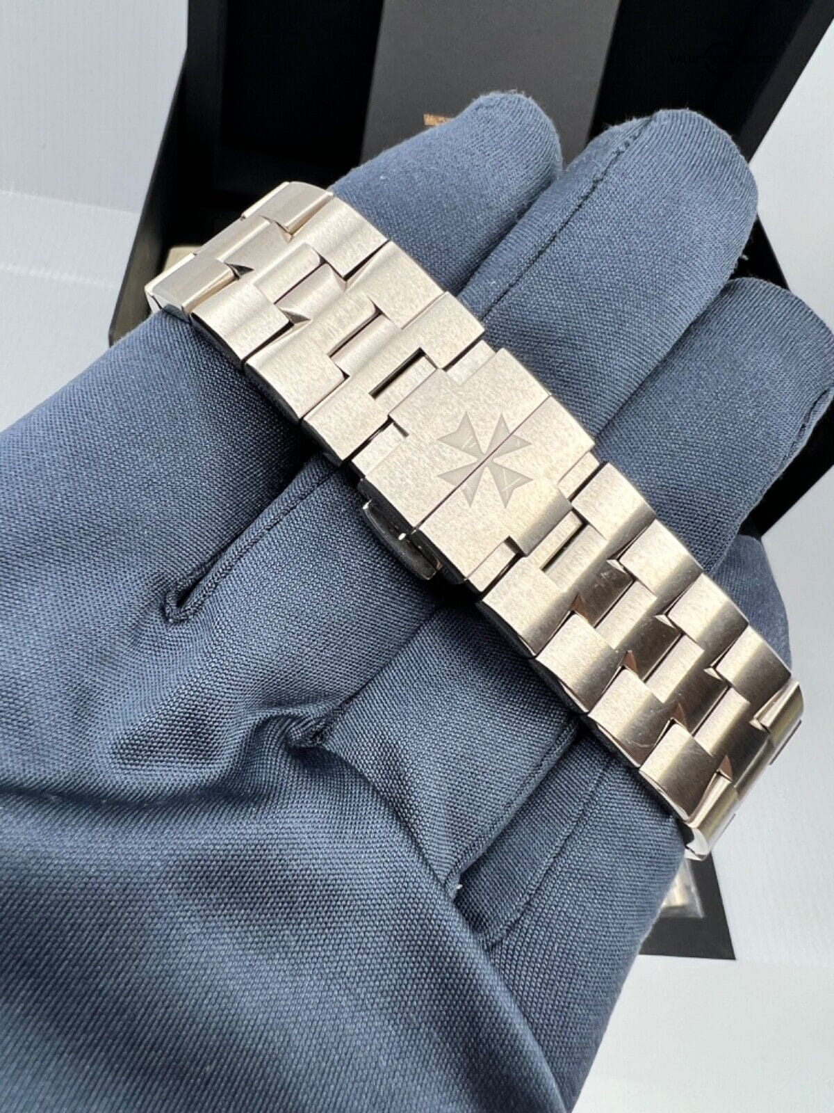 2021 Perpetual Calendar 4300V Vacheron Constantin Overseas 18k White Gold 41.5mm - Image 5