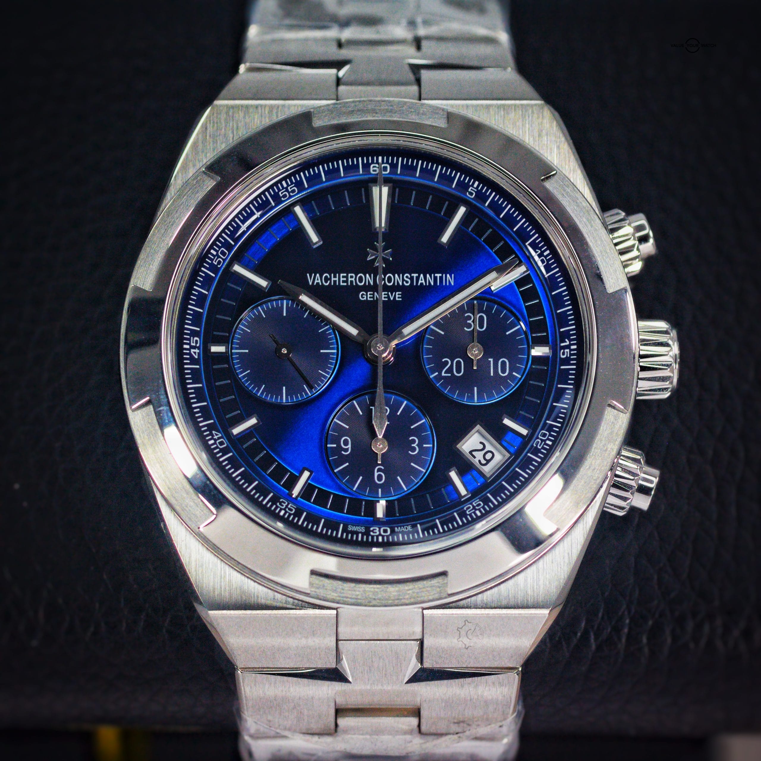 Vacheron Constantin Overseas Chronograph Blue Dial 5500v/110A-B148 BNIB Full Set