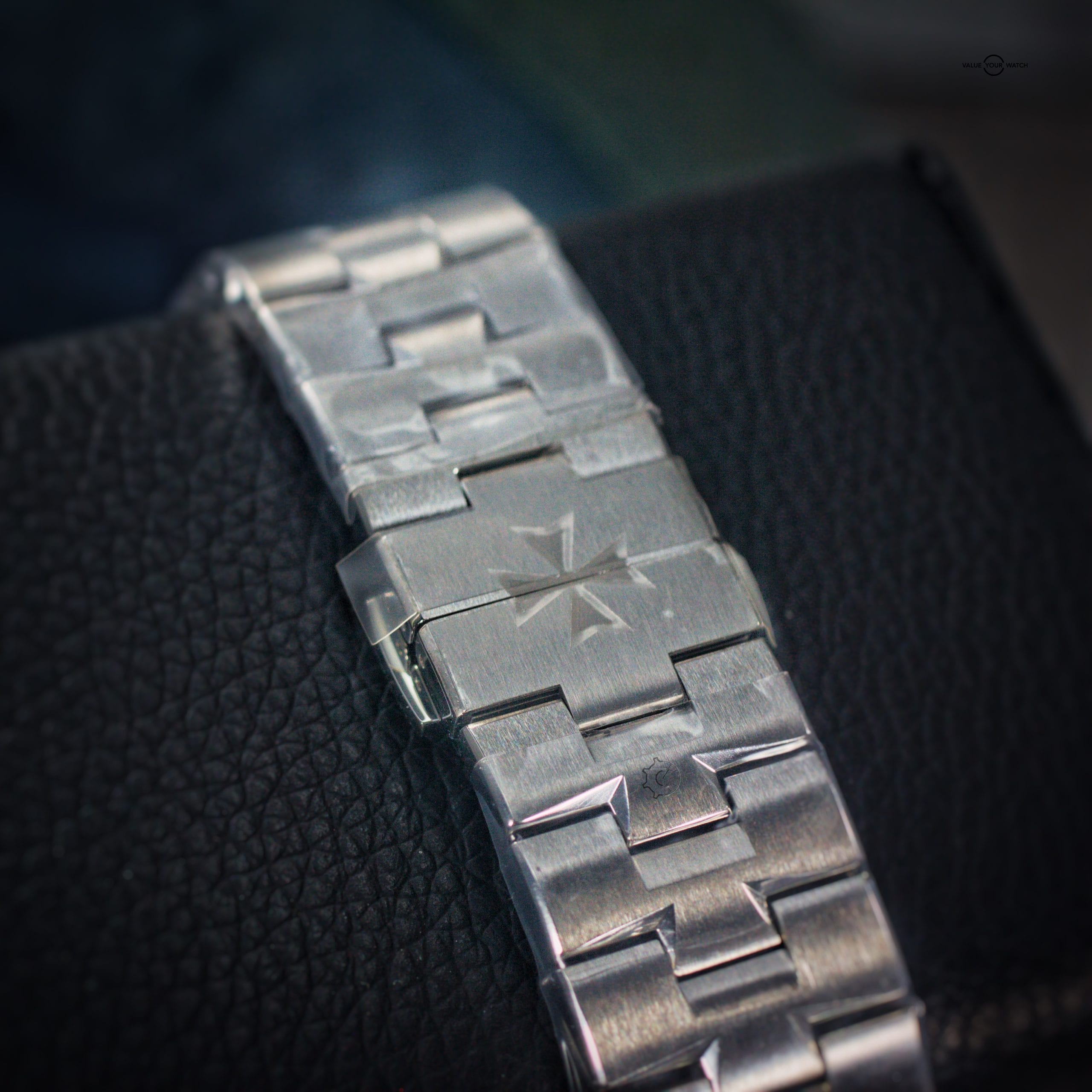 Vacheron Constantin Overseas Chronograph Blue Dial 5500v/110A-B148 BNIB Full Set - Image 9