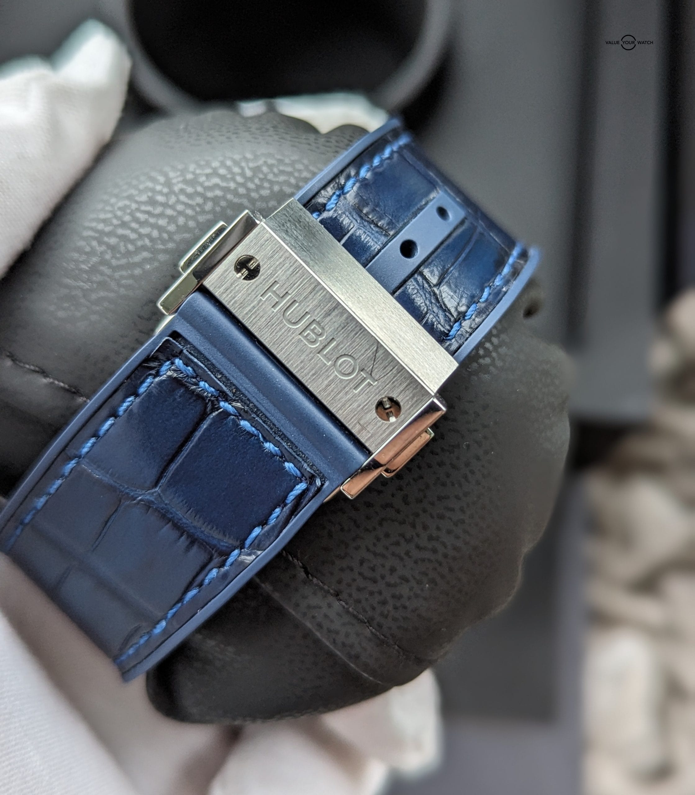 Hublot Big Bang Original Steel Blue 44mm MINT 301.SX.7170.LR w/Box+ Card - Image 10