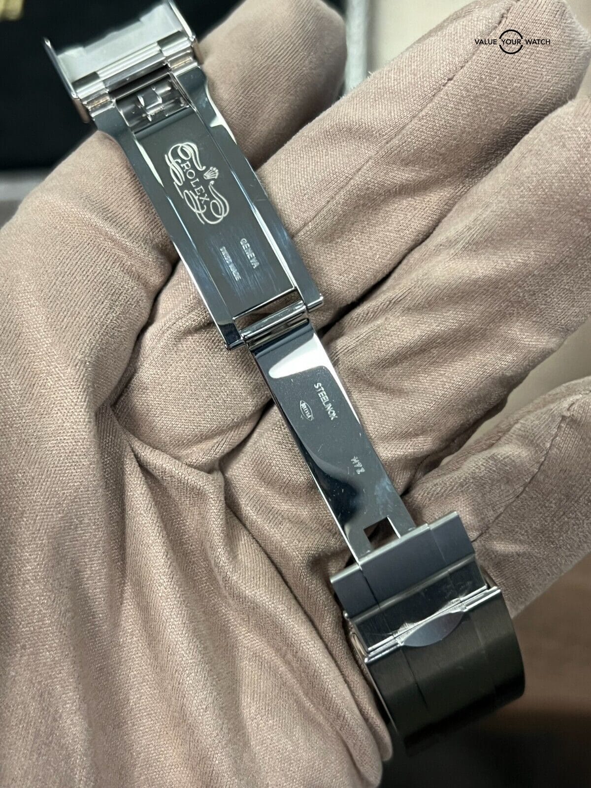 Rolex Submariner Date 41 126610LV Green Kermit 2021 BOXES/PAPERS! - Image 3