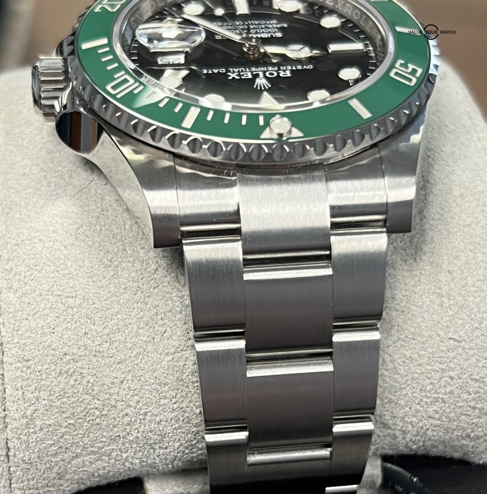 Rolex Submariner Date 41 126610LV Green Kermit 2021 BOXES/PAPERS! - Image 11