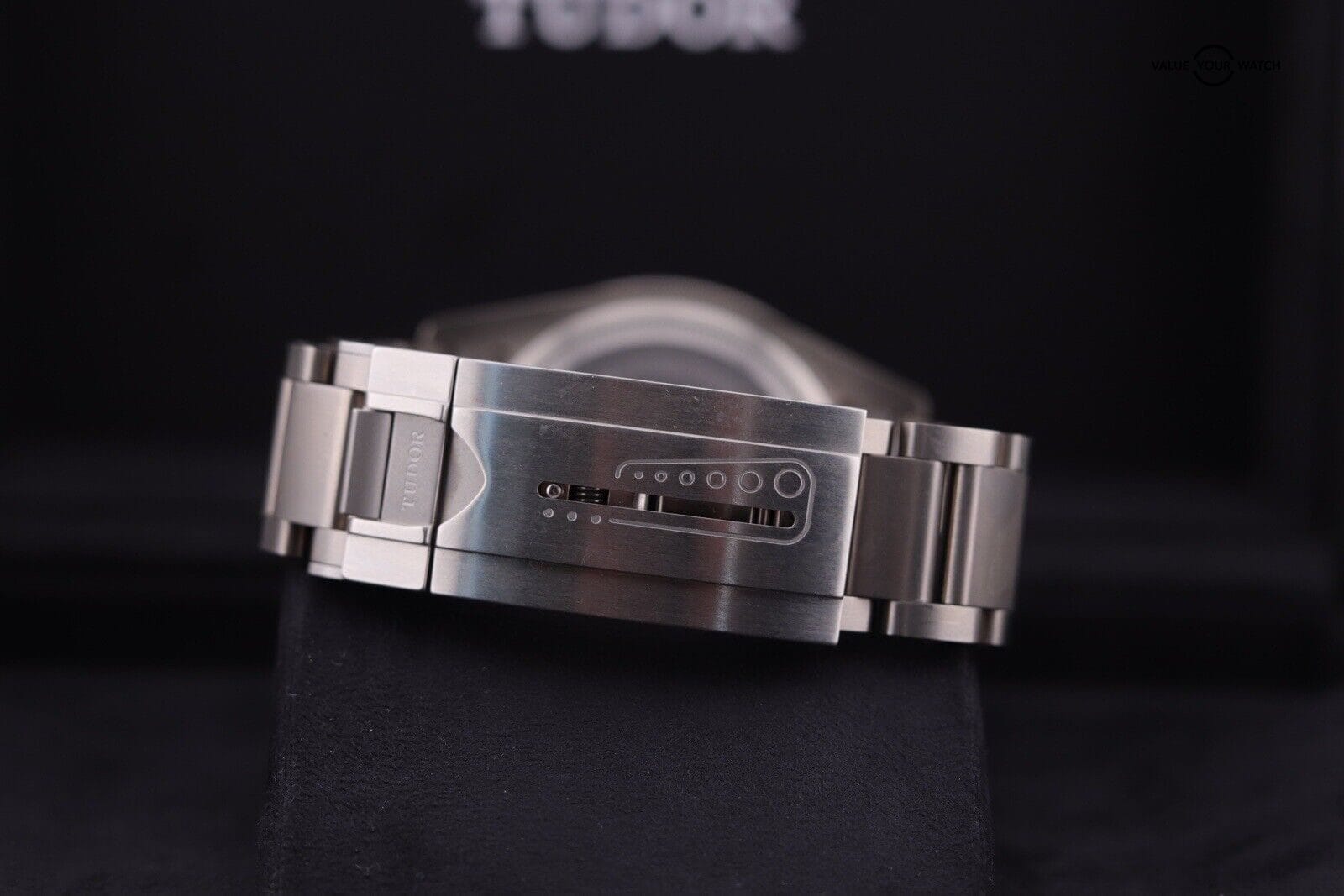 2023 TUDOR Pelagos LHD Men's Black Watch - 25610TNL Titanium Automatic Complete - Image 6