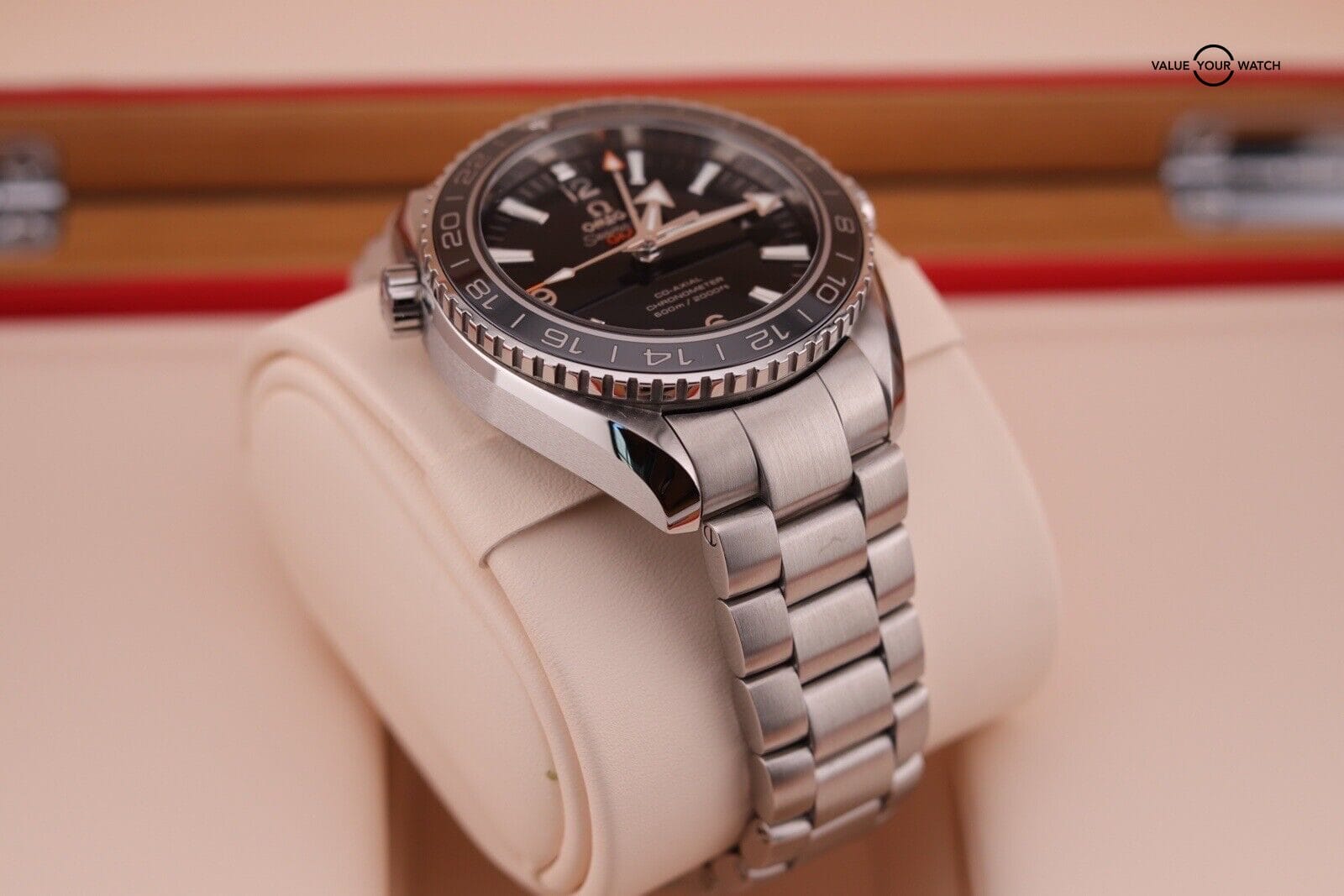 Omega Seamaster Planet Ocean GMT 600M 43.5mm Black Steel 232.30.44.22.01.001 B+P - Image 4