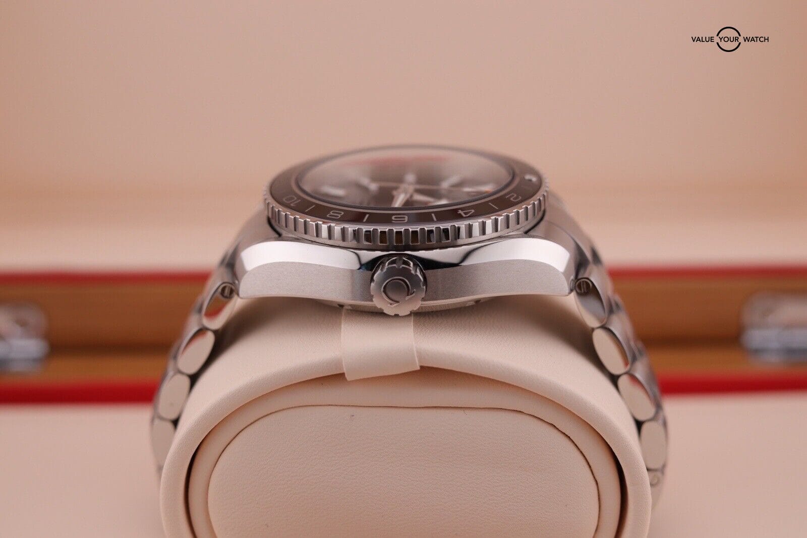 Omega Seamaster Planet Ocean GMT 600M 43.5mm Black Steel 232.30.44.22.01.001 B+P - Image 8