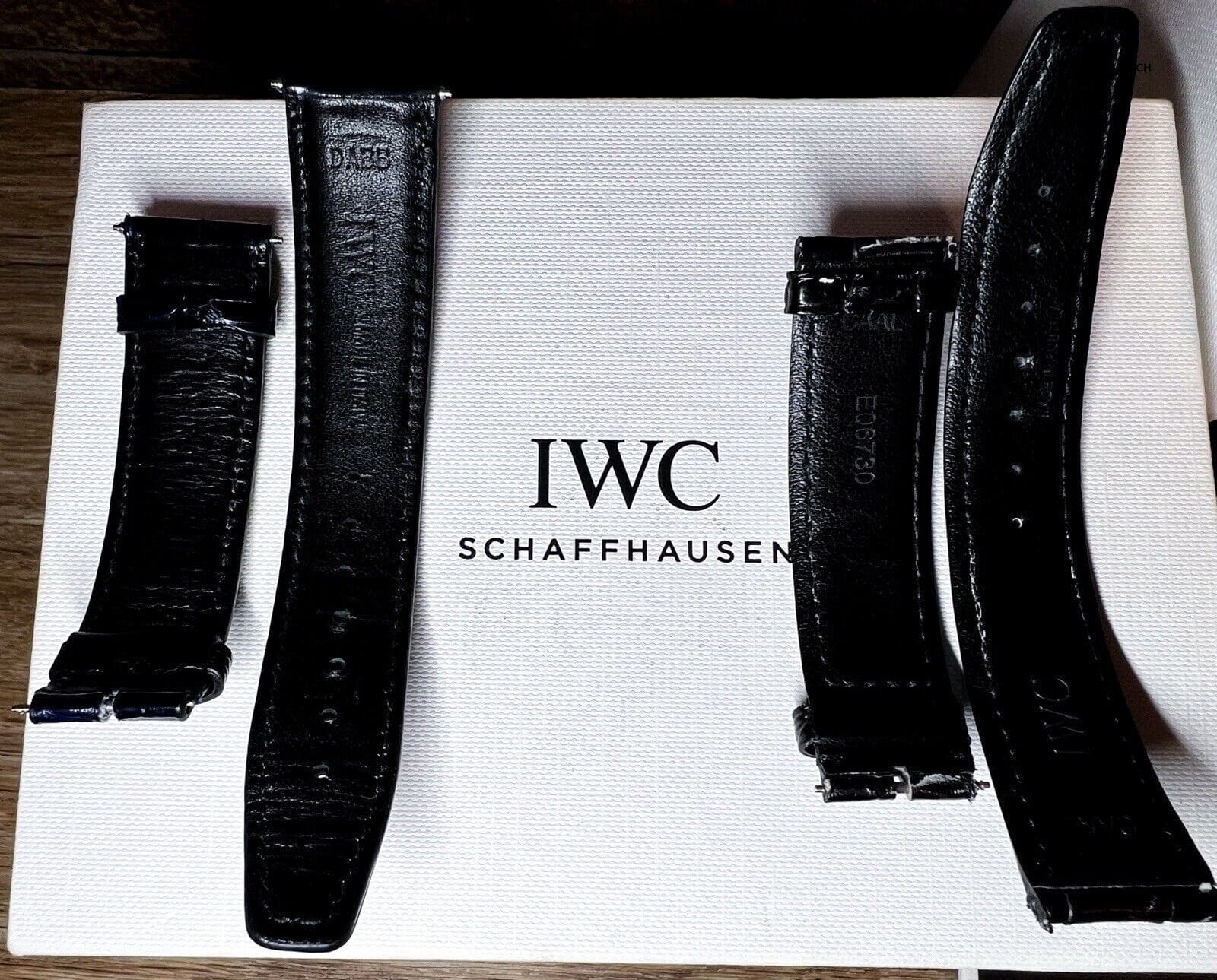 IWC Portuguese Chrono Automatic 41 mm Watch - Black Dial - IW371609 3 Straps! - Image 12
