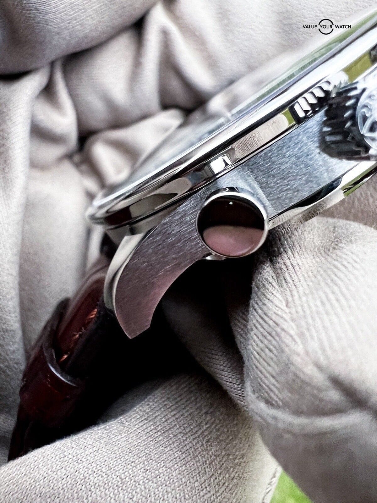 IWC Portuguese Chrono Automatic 41 mm Watch - Black Dial - IW371609 3 Straps! - Image 6