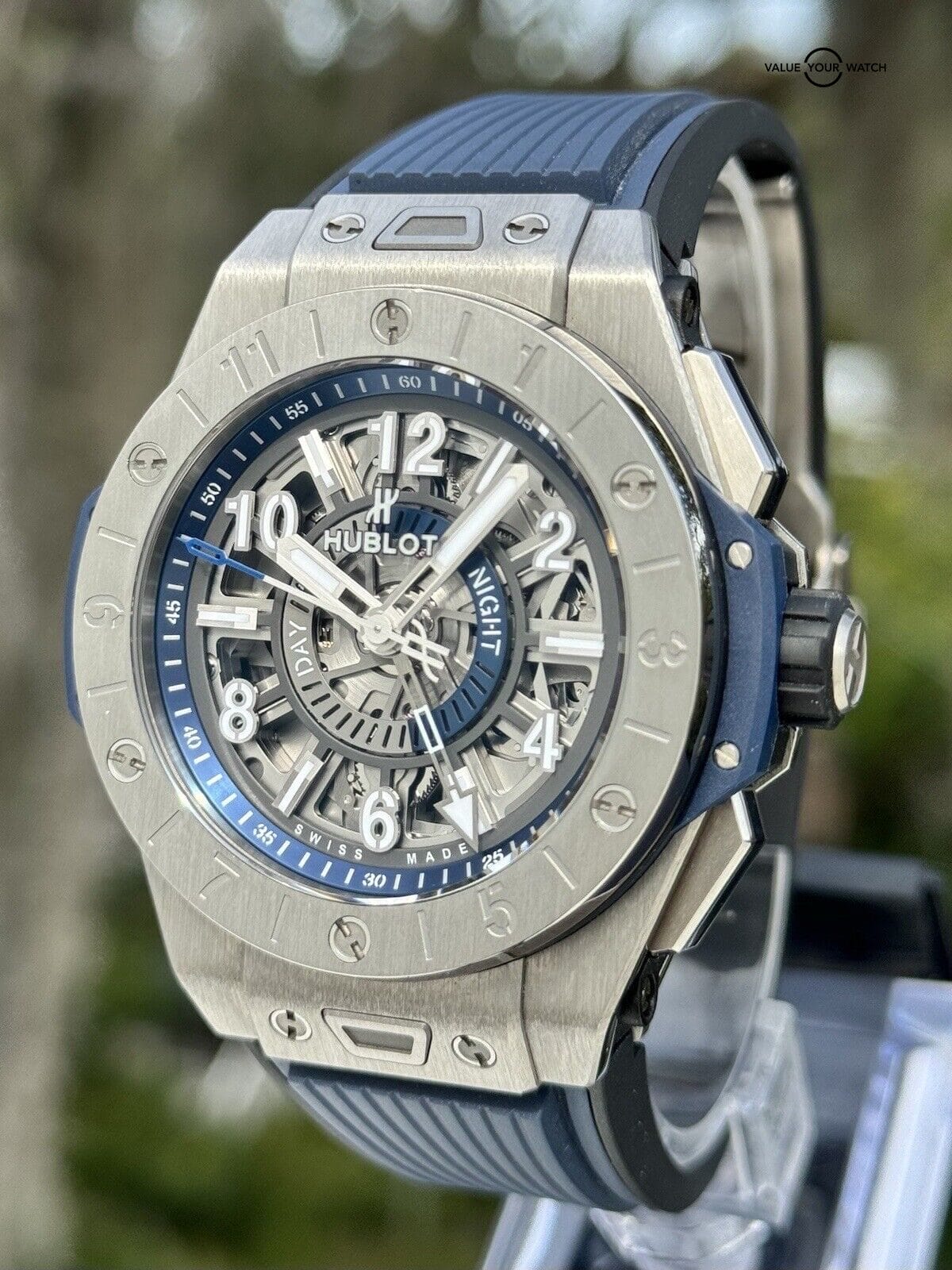 Hublot Big Bang Unico GMT Titanium Blue - 2022 Full set Under Warranty - Image 5