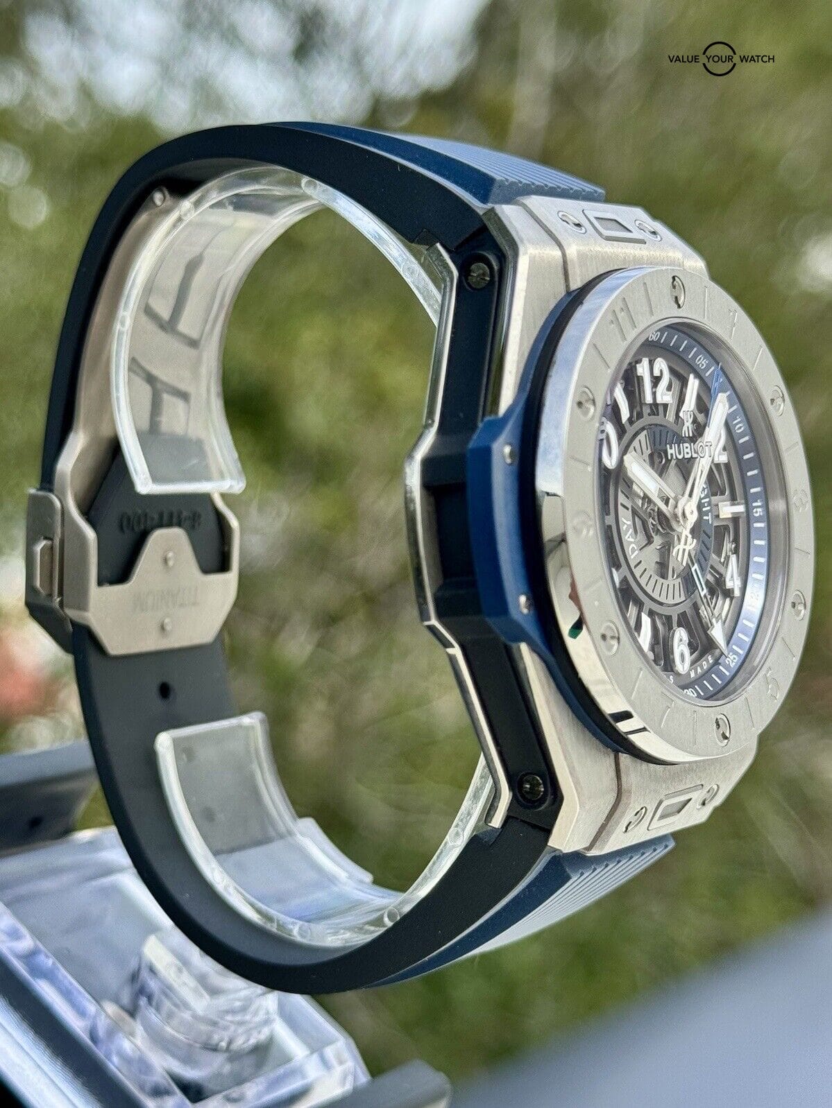 Hublot Big Bang Unico GMT Titanium Blue - 2022 Full set Under Warranty - Image 11