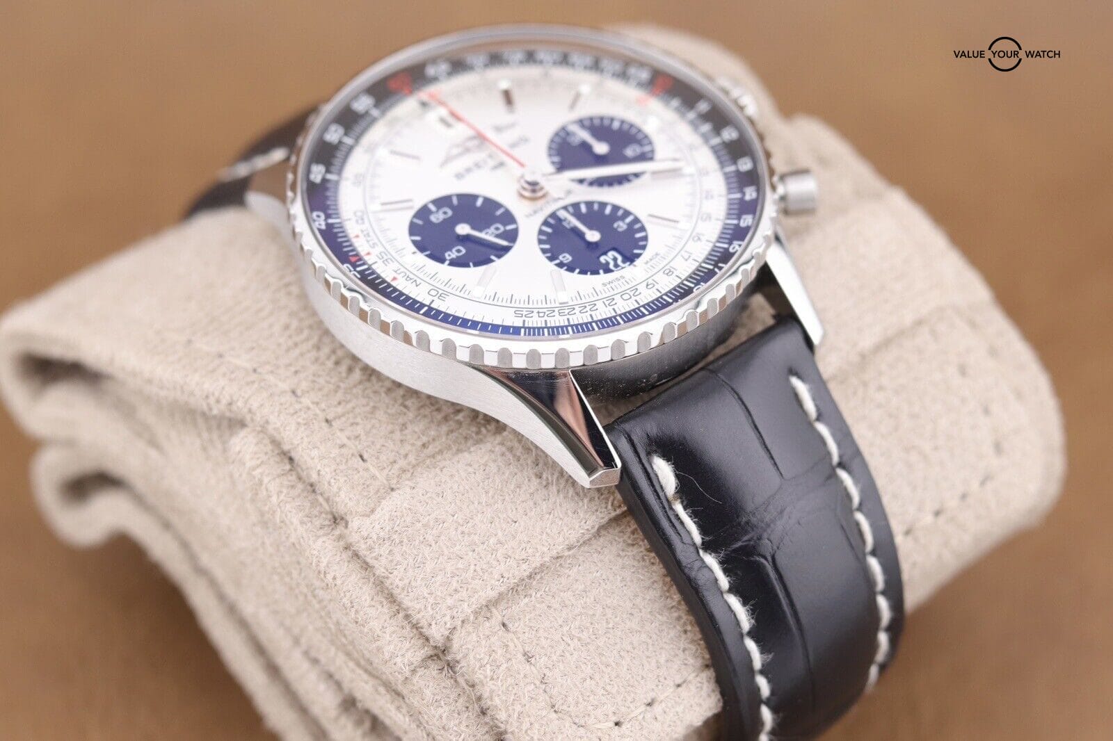Breitling Navitimer Chronograph Silver Dial Stainless Steel Men's Wristwatch - Image 11