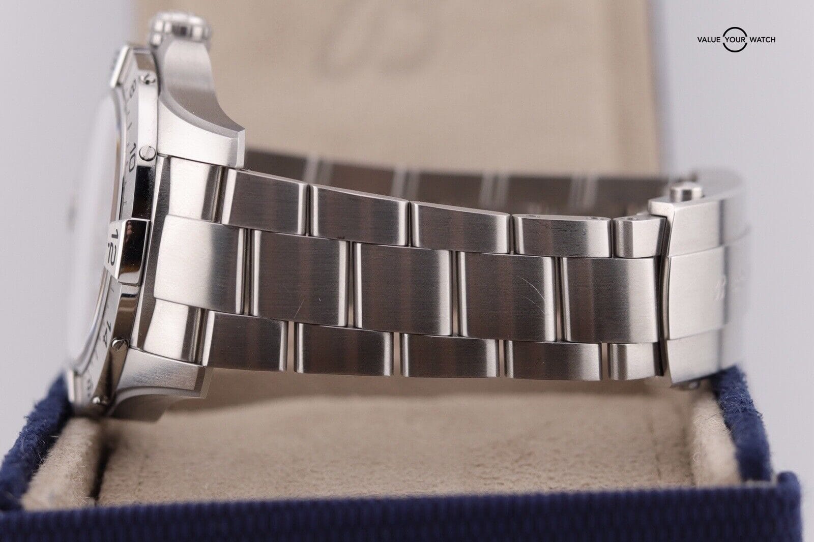 2023 Breitling Avenger GMT 44mm Blue A32320 Complete Set - Image 11