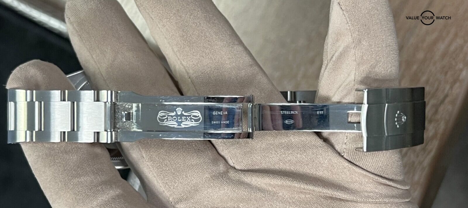 2023 Rolex Oyster Perpetual 126000 36mm Candy Pink Dial BOXES/PAPERS! - Image 4